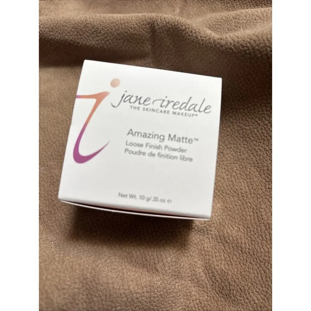 Jane Iredale Amazing Matte Loose Finish Powder. Powder